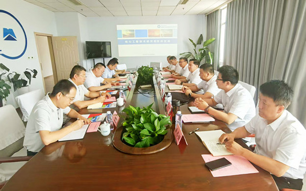 標題：內(nèi)蒙古能源發(fā)電投資集團有限公司電力工程技術(shù)研究院院長李亮一行到呼和浩特分院座談交流
瀏覽次數(shù)：287
發(fā)表時間：2025-07-21